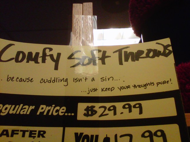 Cuddling throws u-pay Cuddling throws u-pay